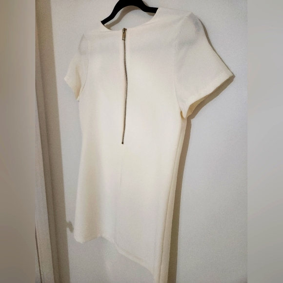 Lulu's White Dress - Picture 2 of 2